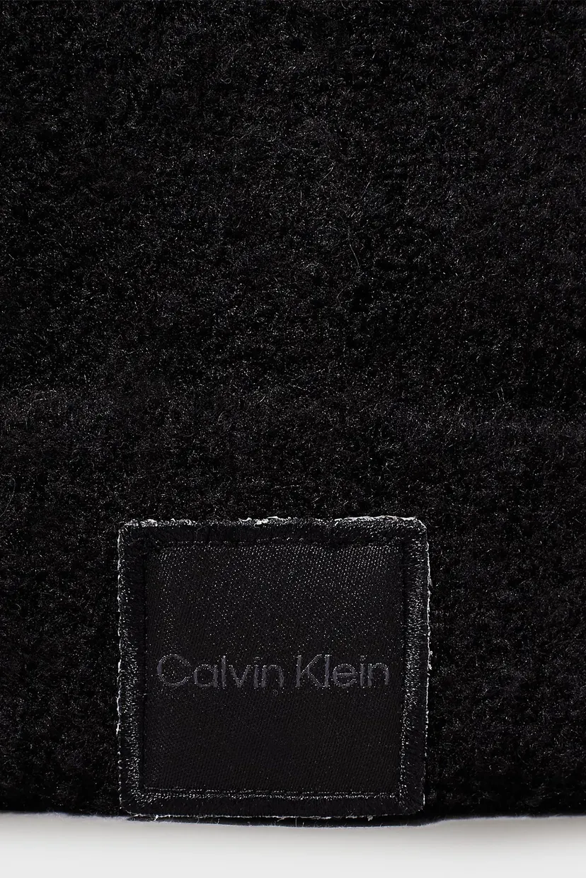Шапка MODERN PATCH CHUNKY BEANIE 4