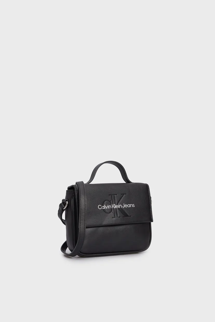 Сумка SCULPTED BOXY FLAP CB20 MONO 3