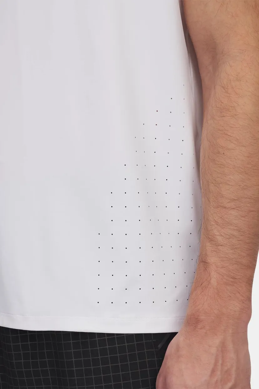 Мужская белая футболка UA LAUNCH ELITE SHORTSLEEVE 3