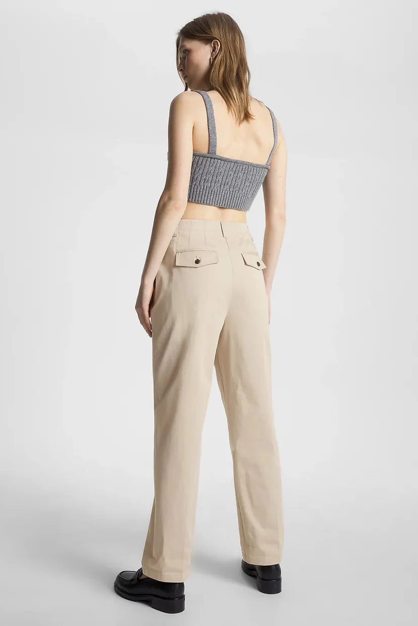 Брюки TAPERED PLEATED CHINO PANT 3