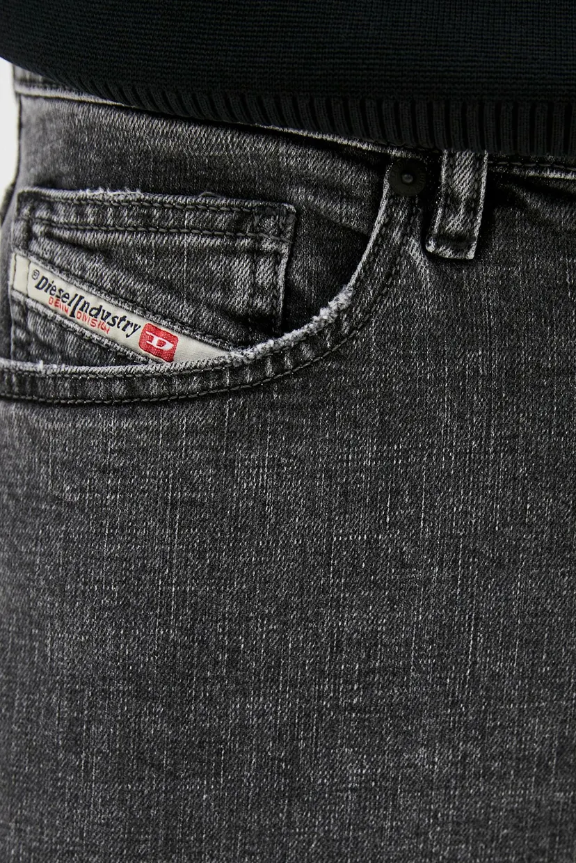 Джинсы D-MACS  L.32 TROUSERS 4