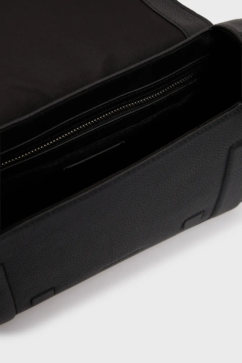 Сумка LEATHER SMALL FLAP MESSENGER 6