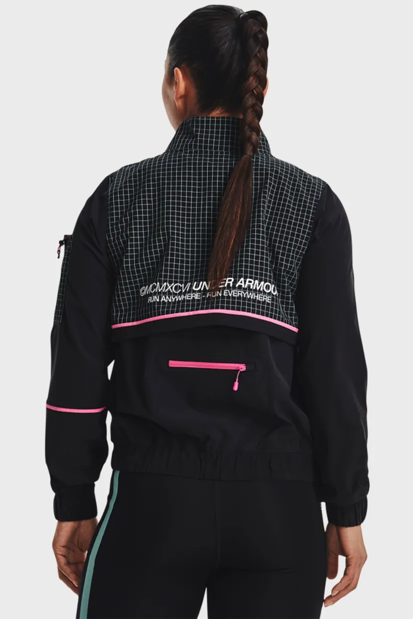 Женская черная ветровка UA Run Anywhere STORM Jacket 9