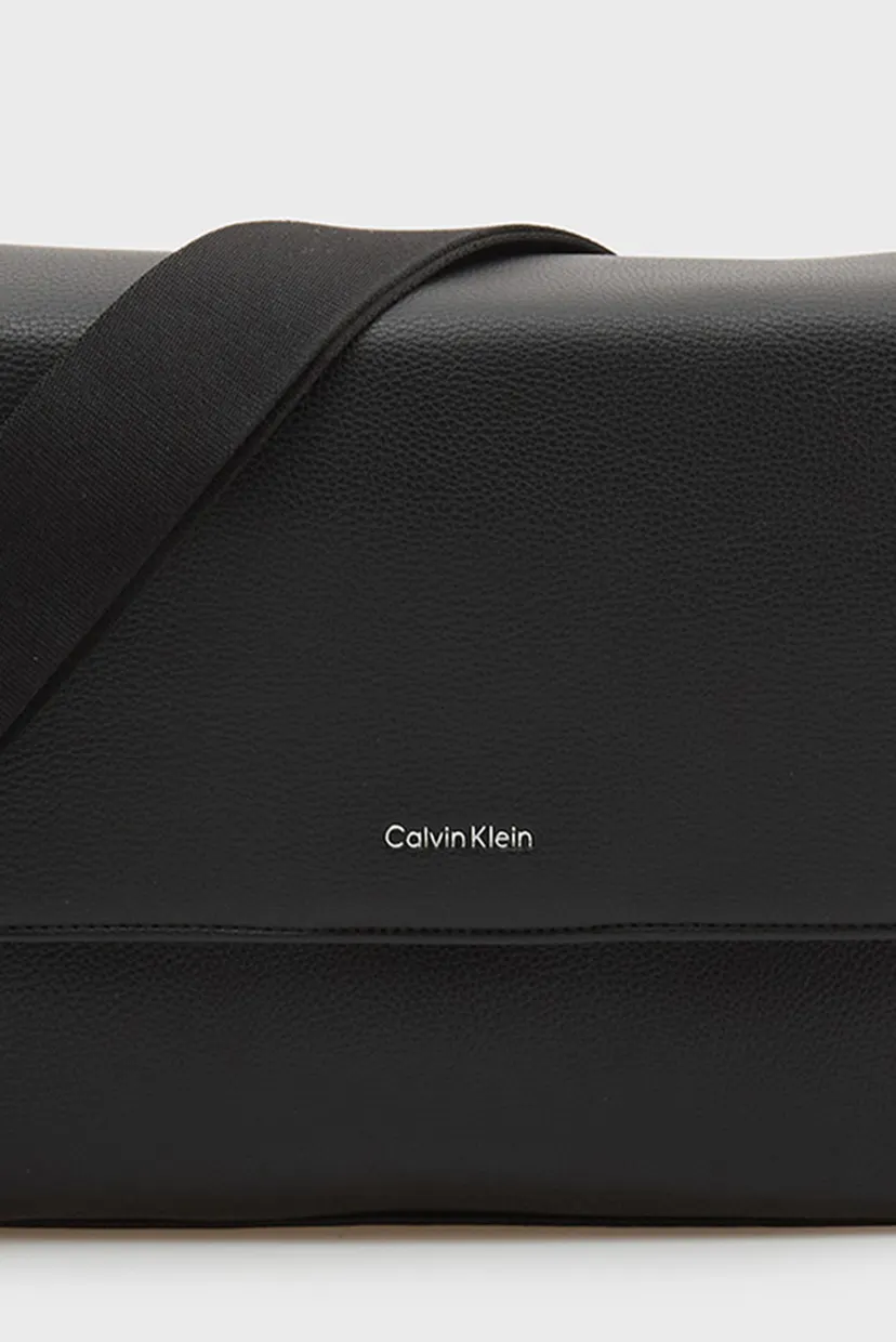 Сумка RAISED FLAP MESSENGER 5