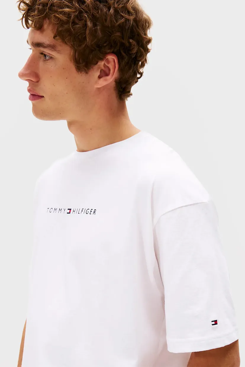 Футболка SS TEE CONT. LOGO 4