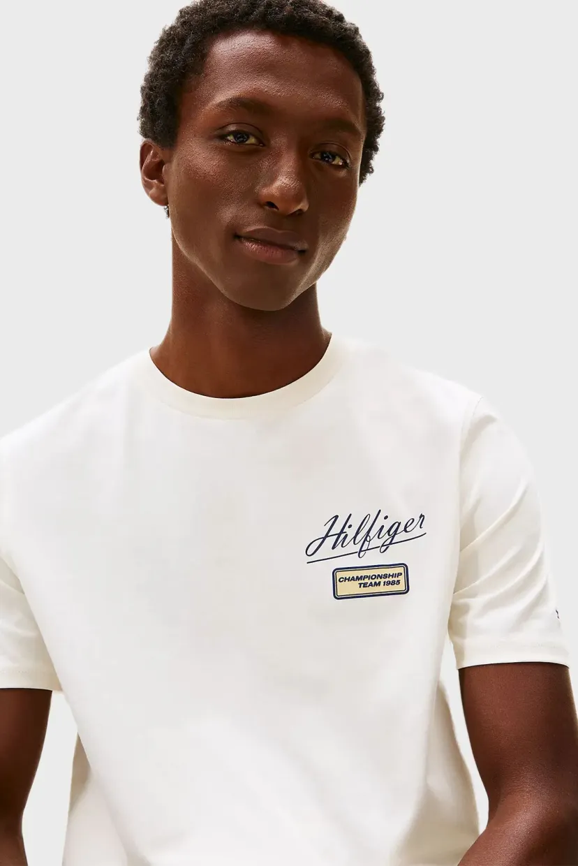 Футболка MODERN ATH GRAPHIC BADGE TEE 4