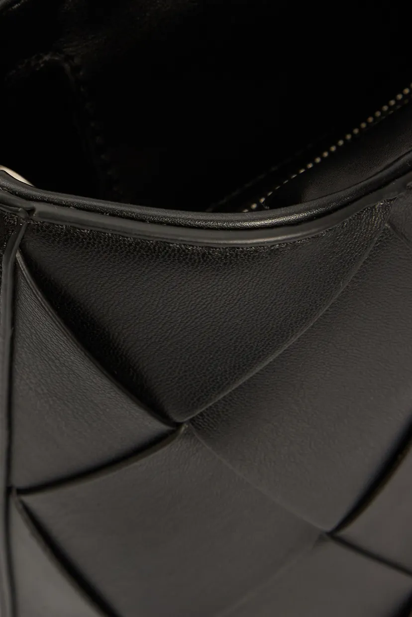 Женская черная сумка CK WOVEN MEDIUM TOTE 5