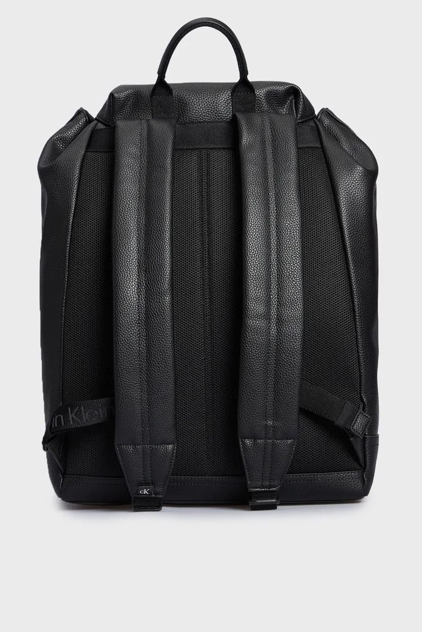 Мужской черный рюкзак ULTRALIGHT FLAP BACKPACK 4