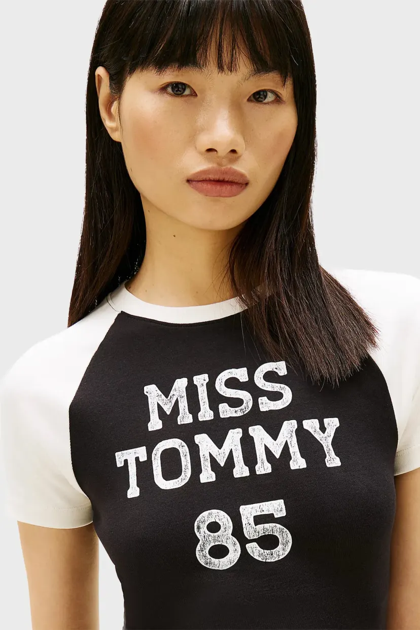 Футболка TJW SLIM SH MISS TOMMY SS TEE 4