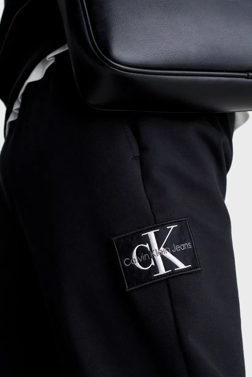 Штаны спортивные SKINNY TECHNICAL BADGE PANT 4