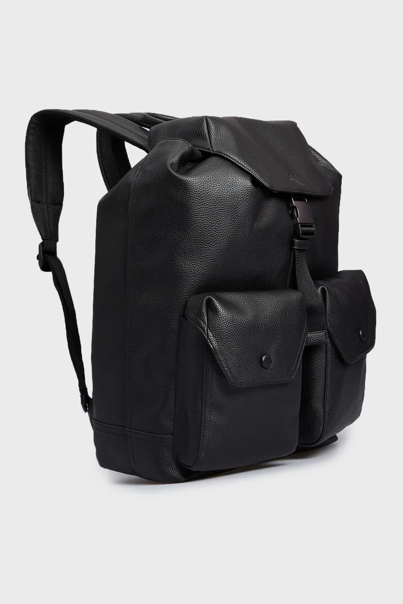 Мужской черный рюкзак ULTRALIGHT FLAP BACKPACK 5